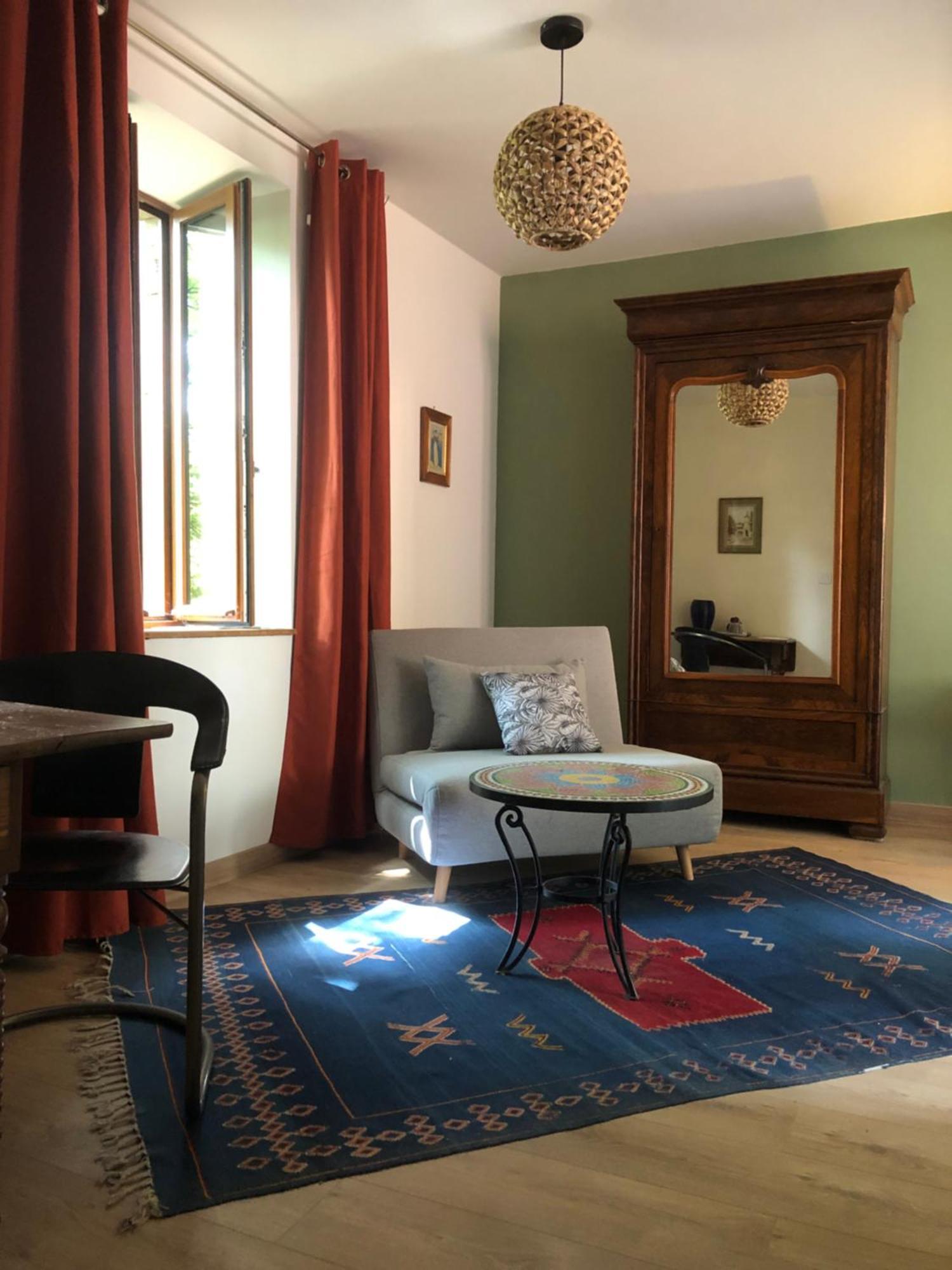Chambre Sur Une Ile Saint-Bonnet-de-Rochefort Kültér fotó
